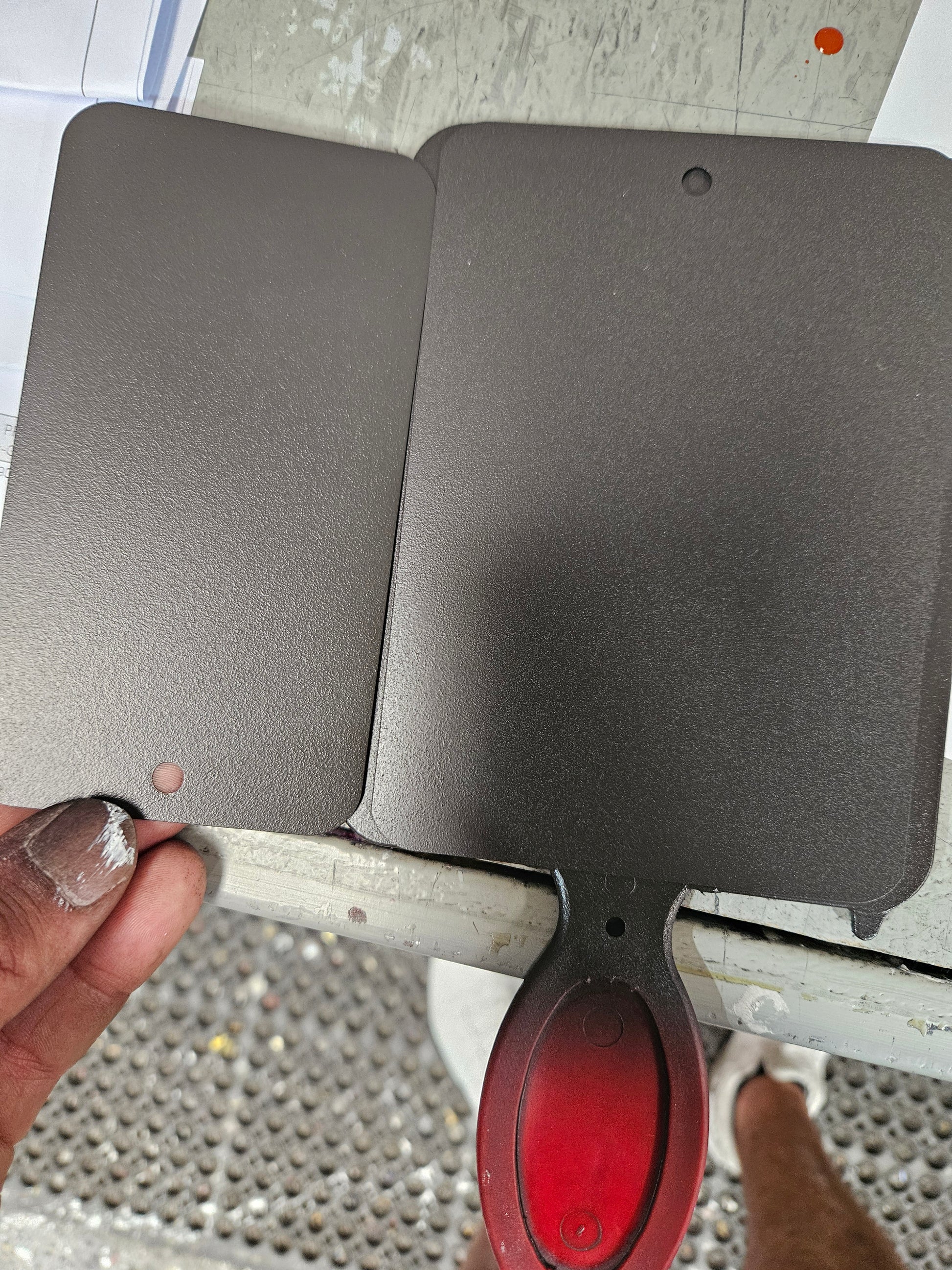 Professional automotive refinishing tools ensuring top-tier paint results.